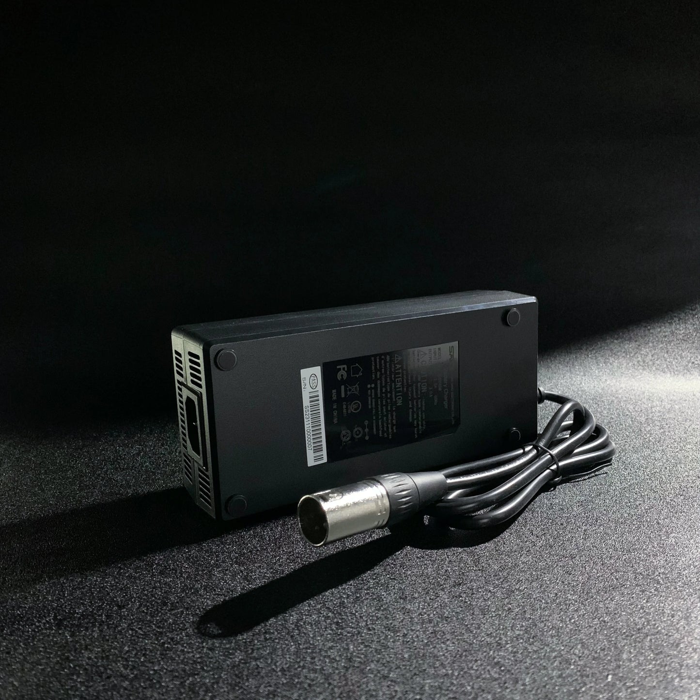 SANS Charger 54.6V 3A | XLR 3PIN(1+2-) Port With SYS FAN
